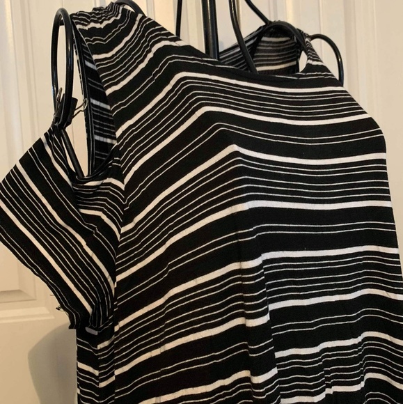 Ava & Viv Dresses & Skirts - 💥Target "Ava&Liv" 2X  Dress💥